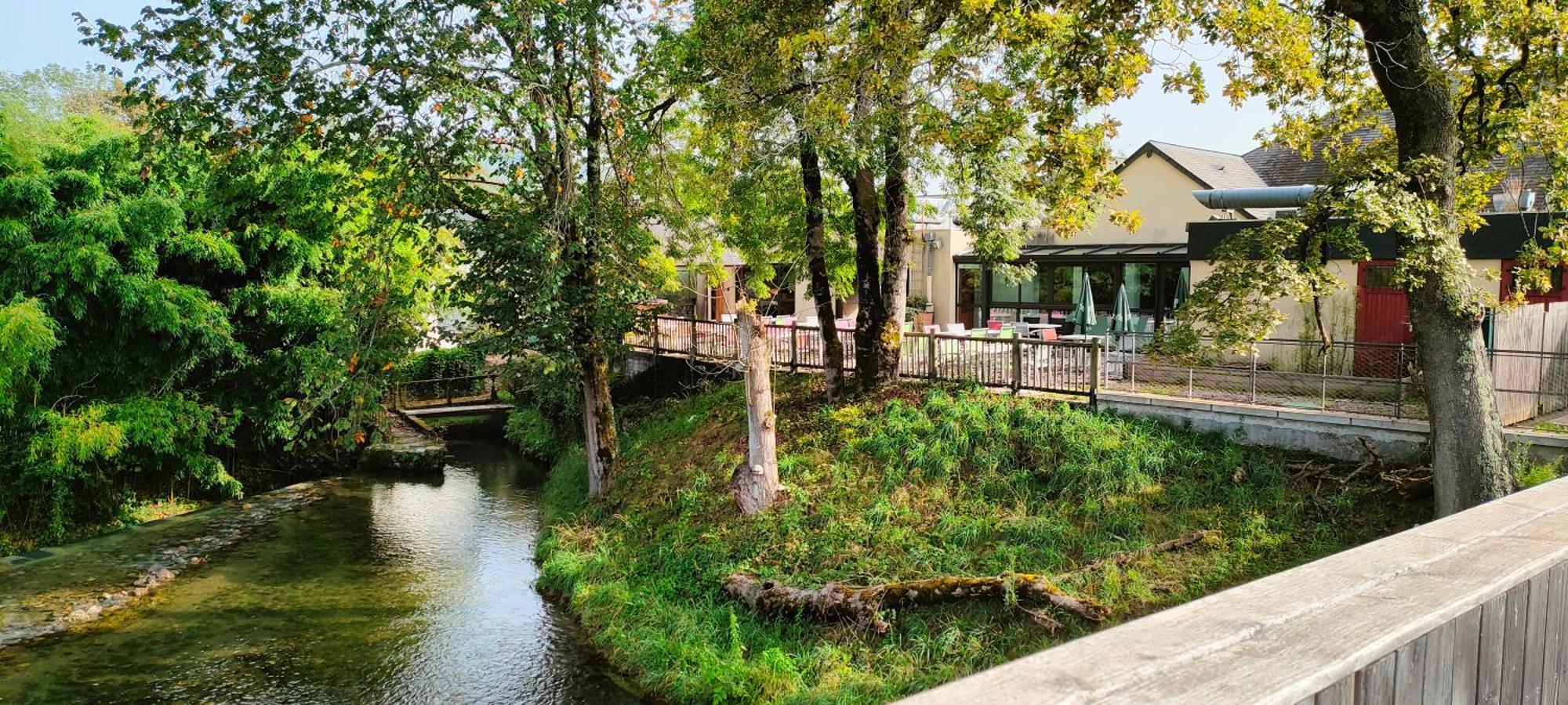 Meuble De Tourisme Au Coeur Du Village A Aramits , Haut Bearn Eksteriør bilde